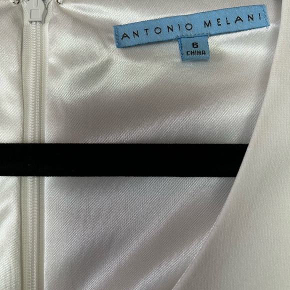 Brand new white dress. Elegant size 6 - Picture 2 of 2